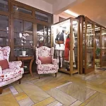 Hotel Arion